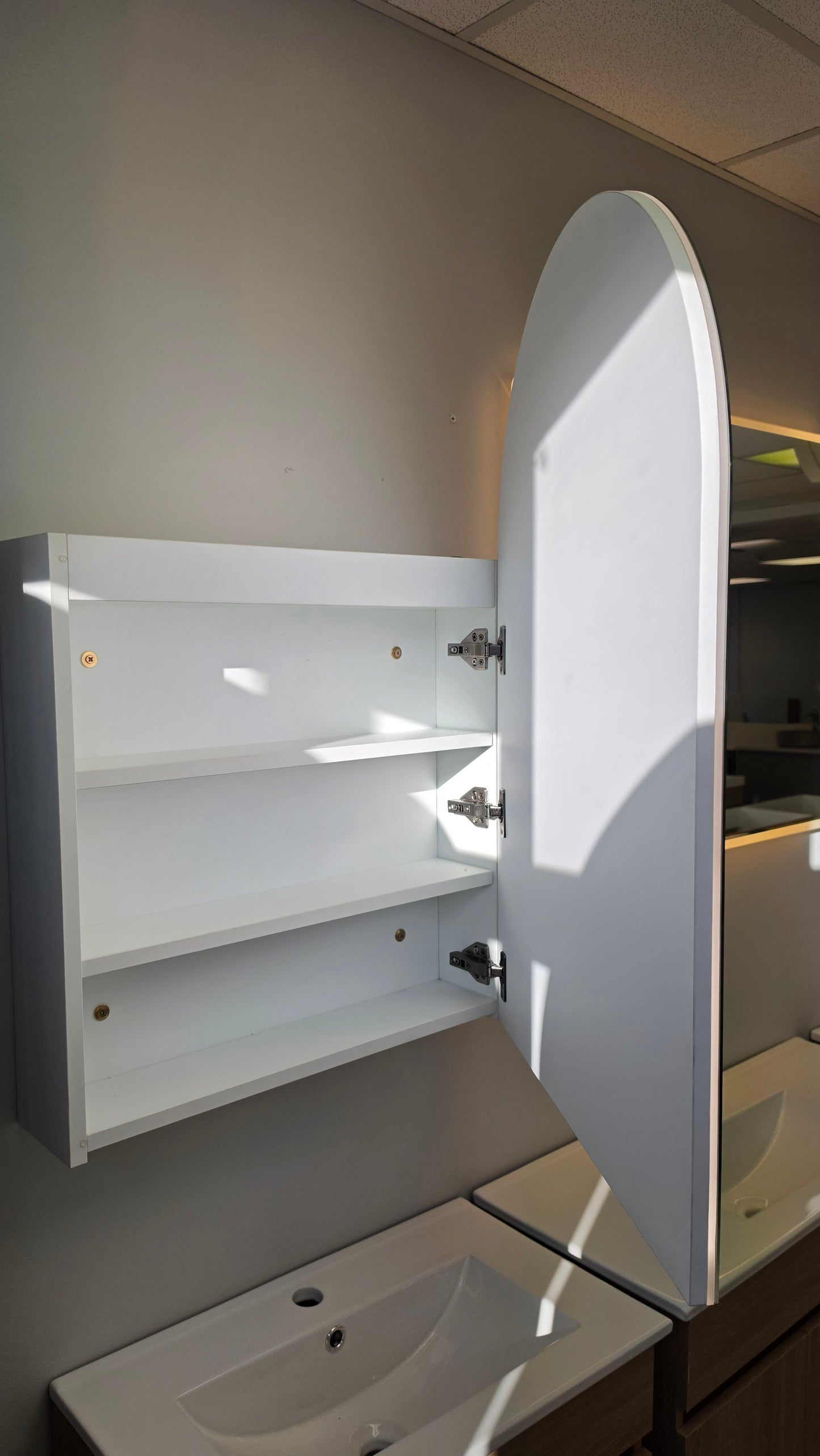 Kingo LED Mirror Cabinet Arch6090-Clearance