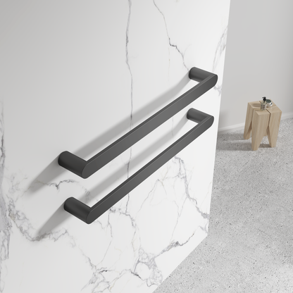 DN HORIZONTAL SINGLE BAR HEATED TOWEL RAIL 600MM